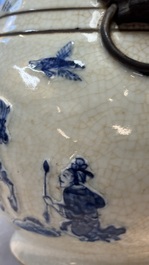 A Chinese Nanking crackle-glazed blue and white 'Hu' vase with a deer hunting scene, Hongwu mark, 19th C.