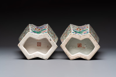 Four pairs of Chinese famille rose vases, 20th C.