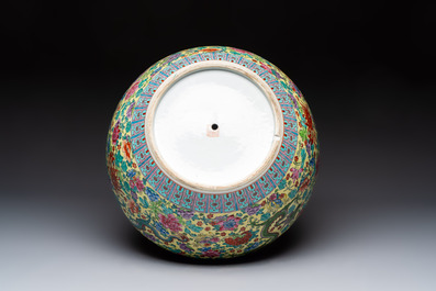 A Chinese famille rose yellow-ground 'Tianqiu Ping' vase with dragons and flowers, 20th C.