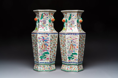 Four pairs of Chinese famille rose vases, 20th C.