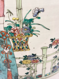 Two Chinese famille rose 'Dai Yu Zang Hua 黛玉葬花' and 'Immortals' vases, signed Lu Xuan 膂軒, one dated 1901, 19/20th C.