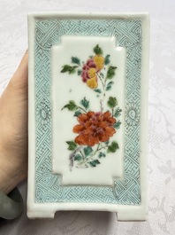 A square Chinese famille rose brush pot with floral design, Yongzheng/Qianlong