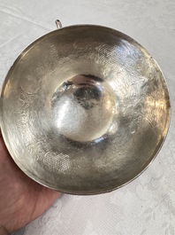 A fine Vietnamese silver saucer and handled bowl, Lei 雷 mark, 19th C.