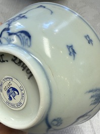 A pair of Chinese blue and white 'Ca Mau' shipwreck cups and saucers, Yongzheng