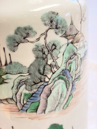 A Chinese famille verte 'Zhang Jiang Men 章江門' rouleau vase, 19th C.