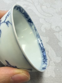A pair of Chinese blue and white 'Ca Mau' shipwreck cups and saucers, Yongzheng