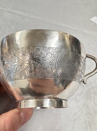 A fine Vietnamese silver saucer and handled bowl, Lei 雷 mark, 19th C.