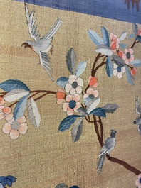 A rare and large Chinese gold-thread and silk 'Bai Niao Chao Feng 百鳥朝鳳' kesi panel, Republic