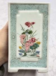 A square Chinese famille rose brush pot with floral design, Yongzheng/Qianlong