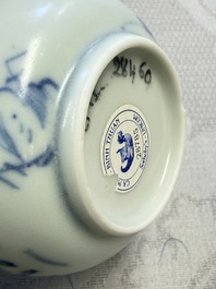 A pair of Chinese blue and white 'Ca Mau' shipwreck cups and saucers, Yongzheng