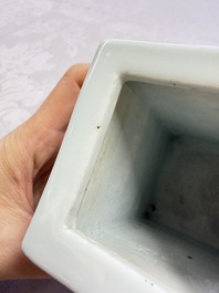 A square Chinese famille rose brush pot with floral design, Yongzheng/Qianlong