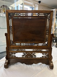 A Vietnamese mother-of-pearl-inlaid wooden 'Fishermen' table screen and an embroidered silk 'Dragon' panel, 19th C.