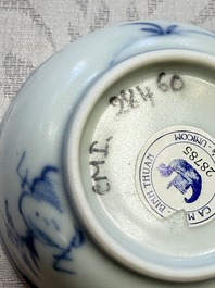 A pair of Chinese blue and white 'Ca Mau' shipwreck cups and saucers, Yongzheng