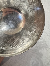 A fine Vietnamese silver saucer and handled bowl, Lei 雷 mark, 19th C.