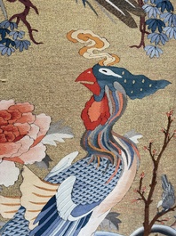 A rare and large Chinese gold-thread and silk 'Bai Niao Chao Feng 百鳥朝鳳' kesi panel, Republic