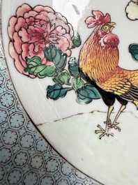 A fine Chinese famille rose 'Roosters' plate, Yongzheng