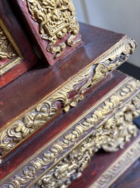An exceptional Vietnamese gilt-lacquered wood and ivory 'Dragon and Phoenix' throne-shaped altar, 18/19th C.