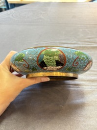 Two Chinese cloisonn&eacute; covered jars, a vase and two brush washers, 19/20th C.