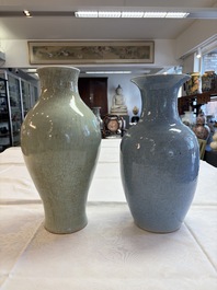 A Chinese celadon crackle-glazed vase and a lavender-blue crackle-glazed vase, 18/19th C.