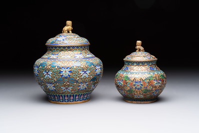 Two Chinese cloisonn&eacute; covered jars, a vase and two brush washers, 19/20th C.