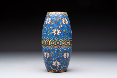 Two Chinese cloisonn&eacute; covered jars, a vase and two brush washers, 19/20th C.