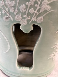 A Chinese slib-decorated celadon-ground garden seat, 19th C.