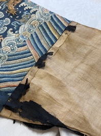 A Chinese silk blue-ground summer gauze 'Dragons' robe, 19th C.