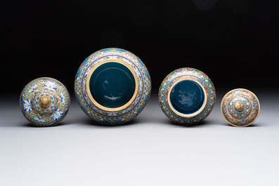 Two Chinese cloisonn&eacute; covered jars, a vase and two brush washers, 19/20th C.