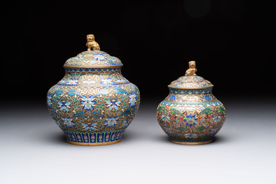 Two Chinese cloisonn&eacute; covered jars, a vase and two brush washers, 19/20th C.