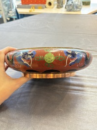 Two Chinese cloisonn&eacute; covered jars, a vase and two brush washers, 19/20th C.