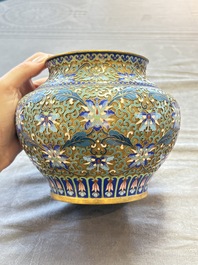 Two Chinese cloisonn&eacute; covered jars, a vase and two brush washers, 19/20th C.