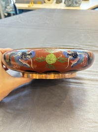 Two Chinese cloisonn&eacute; covered jars, a vase and two brush washers, 19/20th C.