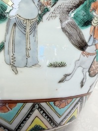 A Chinese famille verte 'Warriors' scroll pot, 19th C.