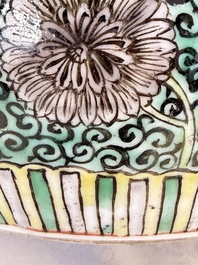 A Chinese famille verte jar and cover with narrative design, 19th C.