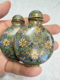 A collection of 12 Chinese cloisonn&eacute; snuff bottles with floral design, 19/20th C.
