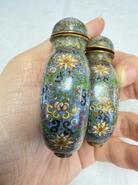A collection of 12 Chinese cloisonn&eacute; snuff bottles with floral design, 19/20th C.