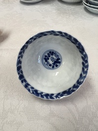 17 Chinese blue and white cups and 22 saucers, Kangxi/Yongzheng