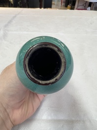 A Chinese Swatow green-glazed vase, 19th C.