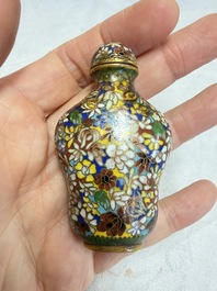 A collection of 12 Chinese cloisonn&eacute; snuff bottles with floral design, 19/20th C.