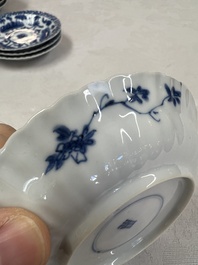 17 Chinese blue and white cups and 22 saucers, Kangxi/Yongzheng