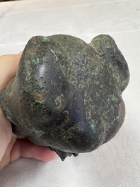 A rare Chinese archaistic bronze bear-form wine vessel, Gong 觥, Han or later