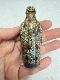 A collection of 12 Chinese cloisonn&eacute; snuff bottles with floral design, 19/20th C.