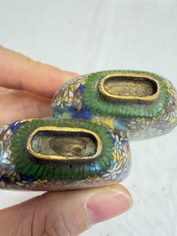 A collection of 12 Chinese cloisonn&eacute; snuff bottles with floral design, 19/20th C.