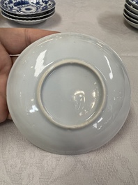 17 Chinese blue and white cups and 22 saucers, Kangxi/Yongzheng