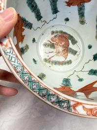A Chinese famille verte 'Warriors' scroll pot, 19th C.