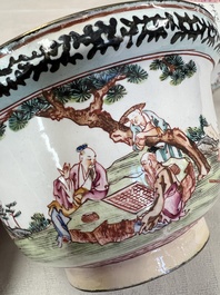 A pair of Chinese Canton enamel 'Wang Zhi Lan Ke 王質爛柯' and 'Poem' covered bowls, 18th C.