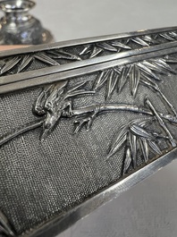 A pair of Chinese silver jarlets, a pair of saucer dishes, a rectangular casket and a cylindrical box, 19/20th C.