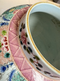 A pair of Chinese famille rose 'Phoenixes among Flowering Branches' vases and covers, 20th C.