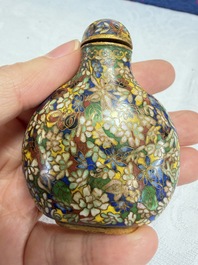A collection of 12 Chinese cloisonn&eacute; snuff bottles with floral design, 19/20th C.