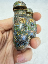 A collection of 12 Chinese cloisonn&eacute; snuff bottles with floral design, 19/20th C.